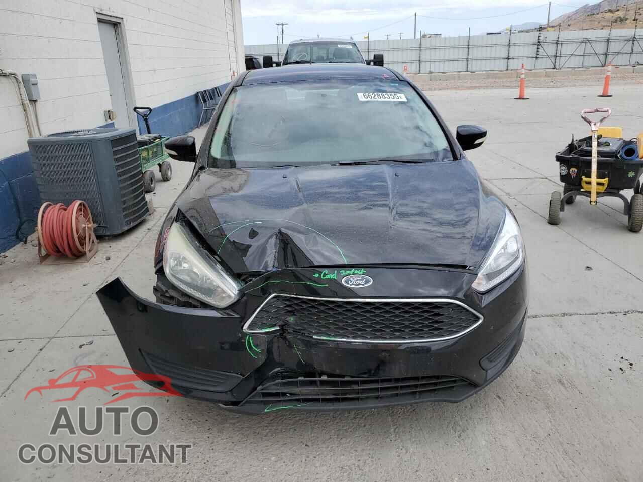 FORD FOCUS 2016 - 1FADP3K2XGL289237