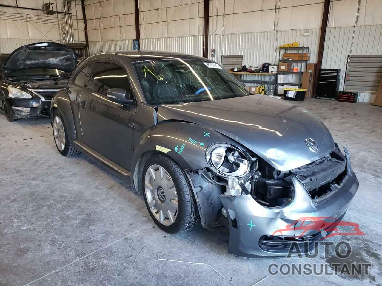 VOLKSWAGEN BEETLE 2016 - 3VWJ17AT9GM608087
