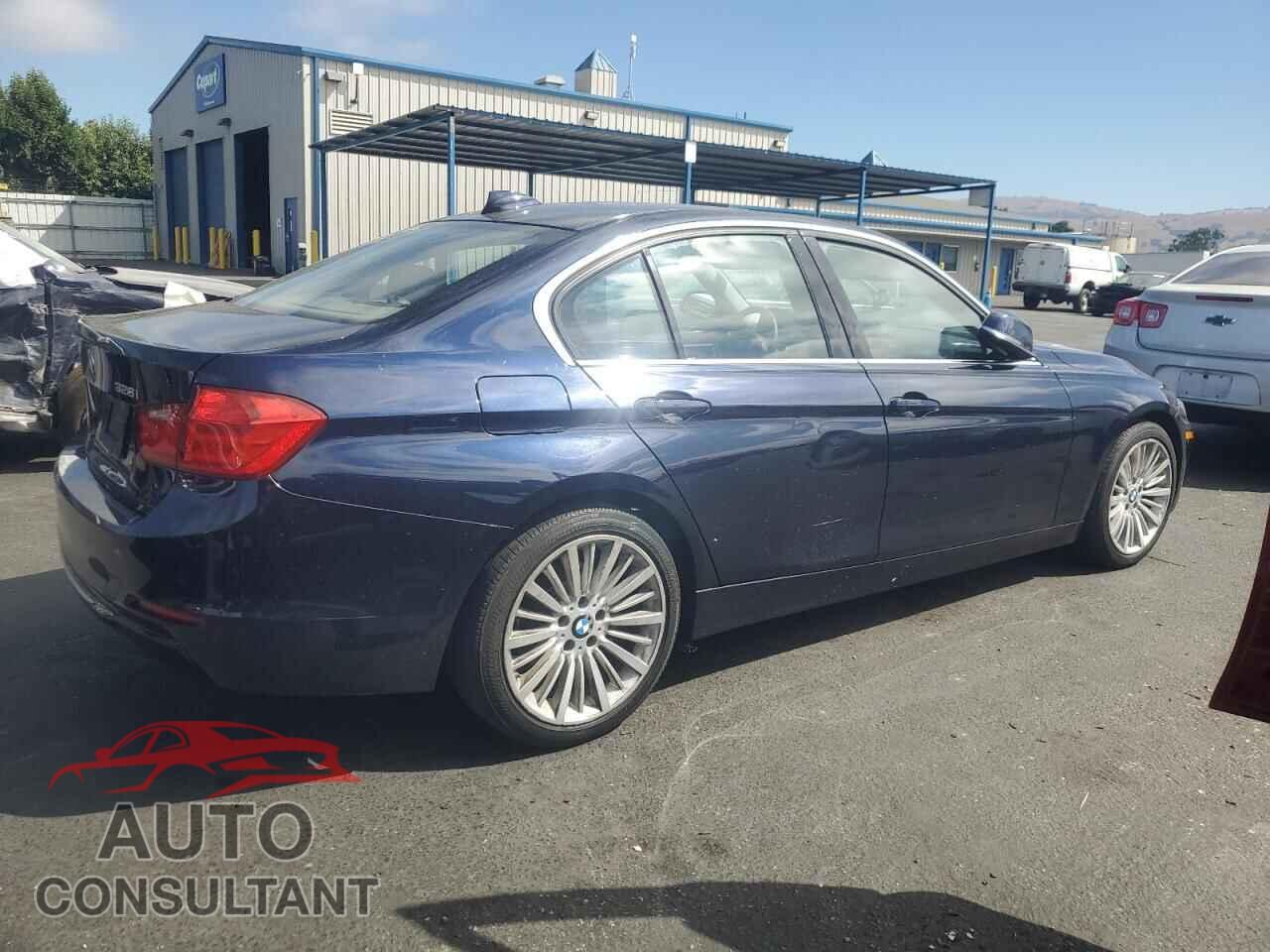 BMW 3 SERIES 2013 - WBA3A5C58DF603177