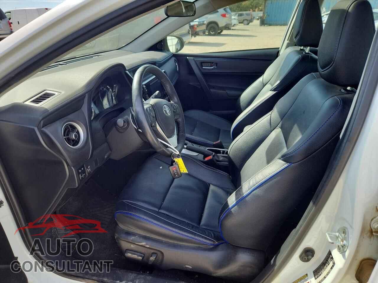 TOYOTA COROLLA 2017 - 2T1BURHE4HC756031