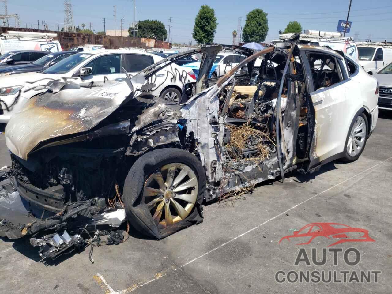 TESLA MODEL X 2019 - 5YJXCDE22KF195269