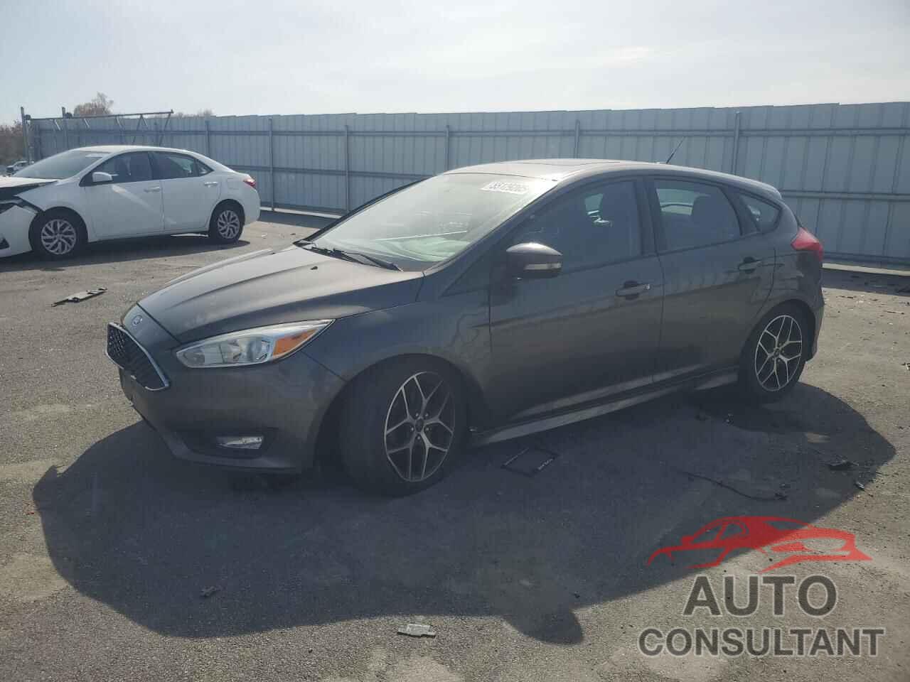 FORD FOCUS 2016 - 1FADP3K23GL236203