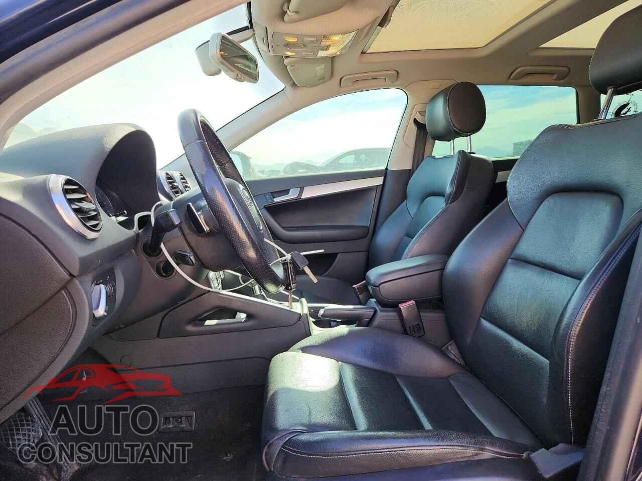 AUDI A3 2012 - WAUKJAFM4CA100166