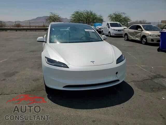 TESLA MODEL 3 2024 - 5YJ3E1EB9RF846236