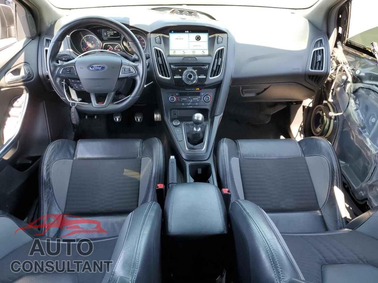 FORD FOCUS 2017 - 1FADP3L9XHL344265
