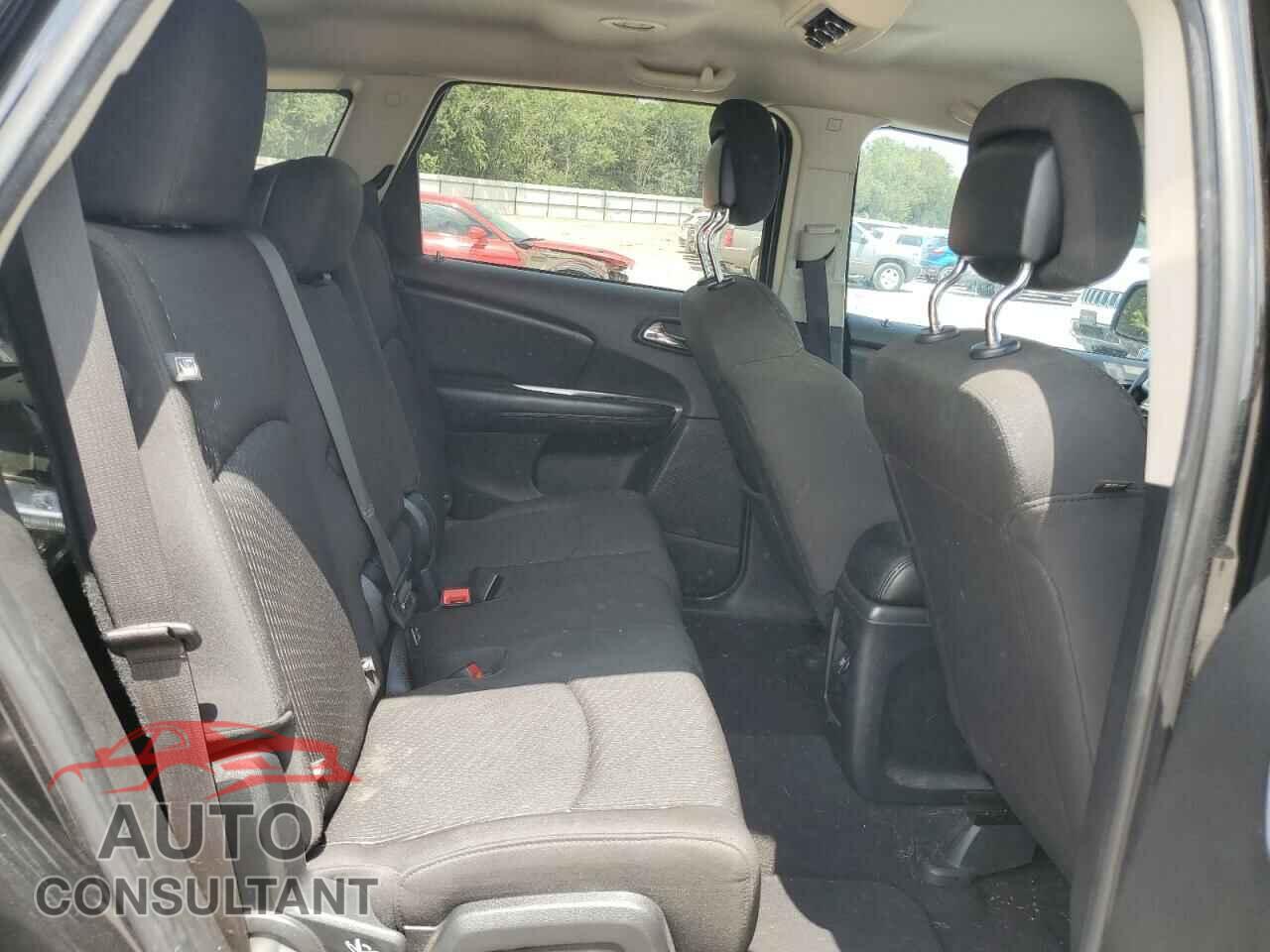 DODGE JOURNEY 2018 - 3C4PDCAB2JT217638