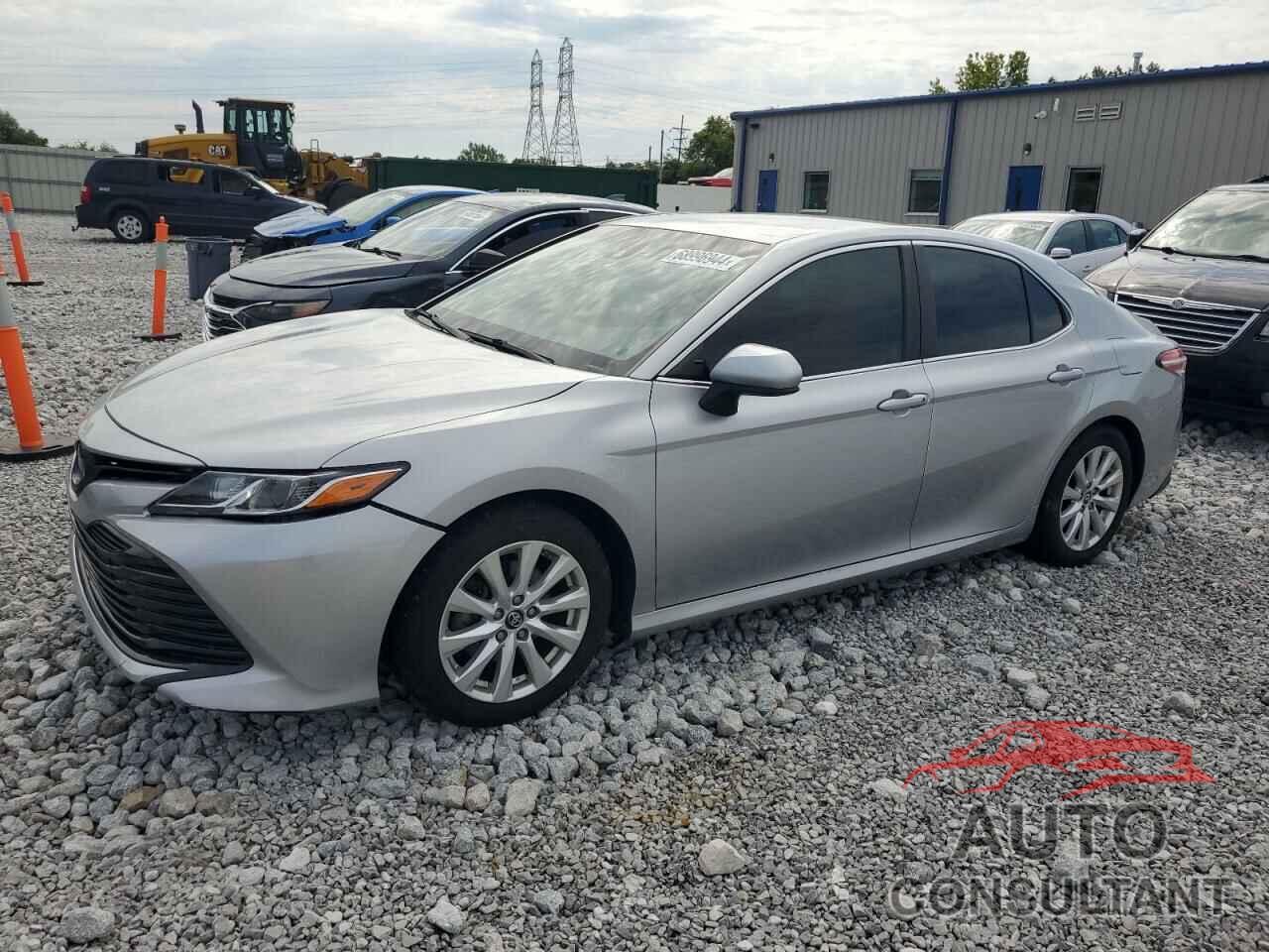 TOYOTA CAMRY 2018 - 4T1B11HKXJU513795