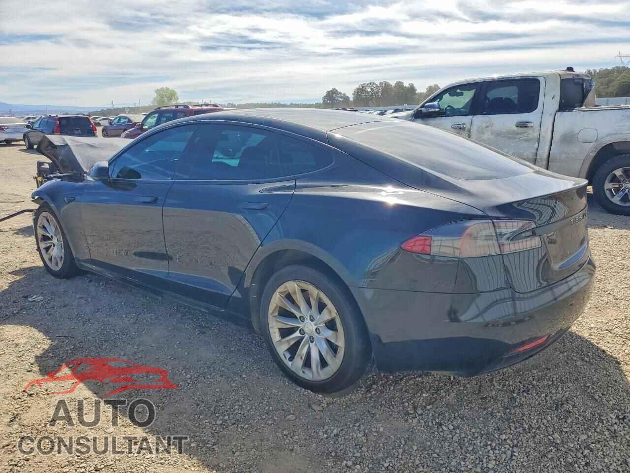 TESLA MODEL S 2017 - 5YJSA1E10HF192711