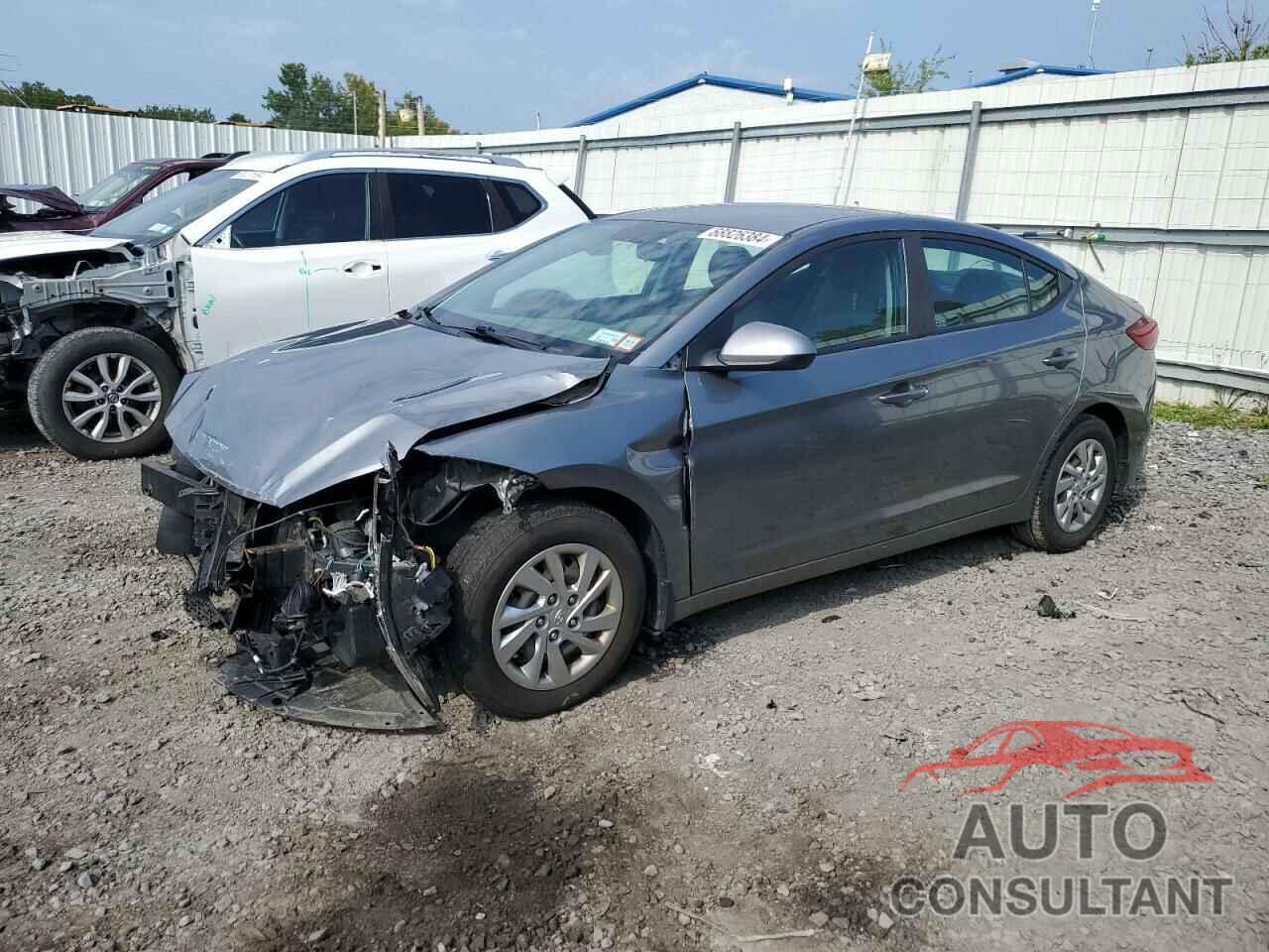 HYUNDAI ELANTRA 2018 - KMHD74LF9JU594162