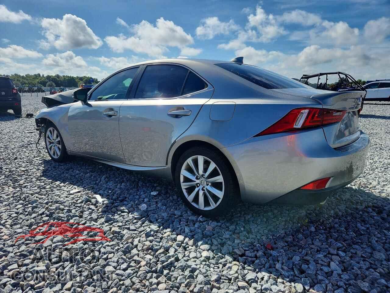 LEXUS IS 2015 - JTHBF1D24F5057594