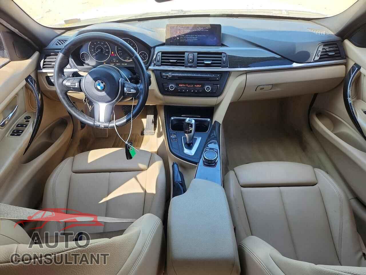 BMW 3 SERIES 2015 - WBA3B1G59FNT06072