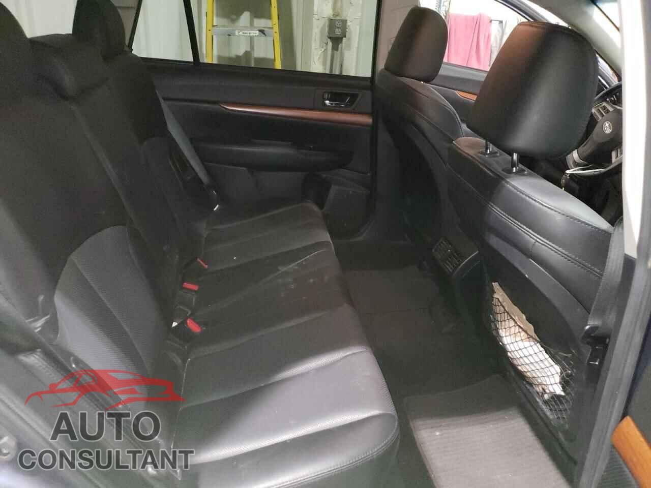 SUBARU OUTBACK 2014 - 4S4BRCLC0E3258039
