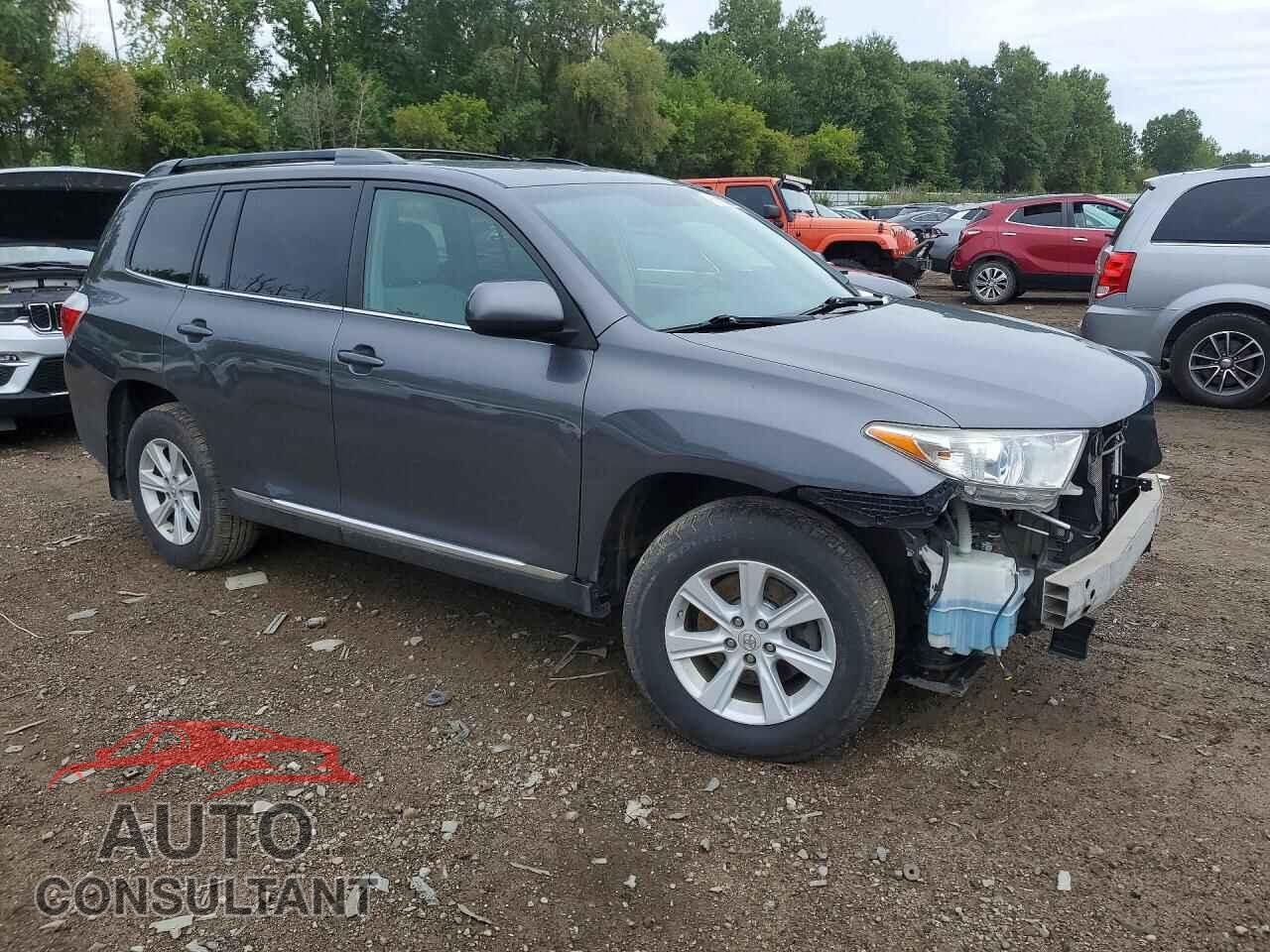 TOYOTA HIGHLANDER 2013 - 5TDBK3EH8DS260345