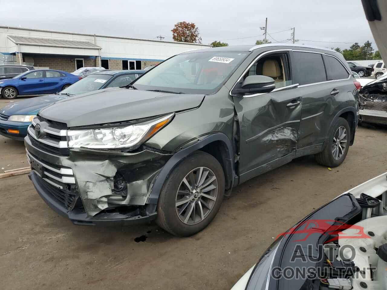 TOYOTA HIGHLANDER 2017 - 5TDJZRFH0HS356484