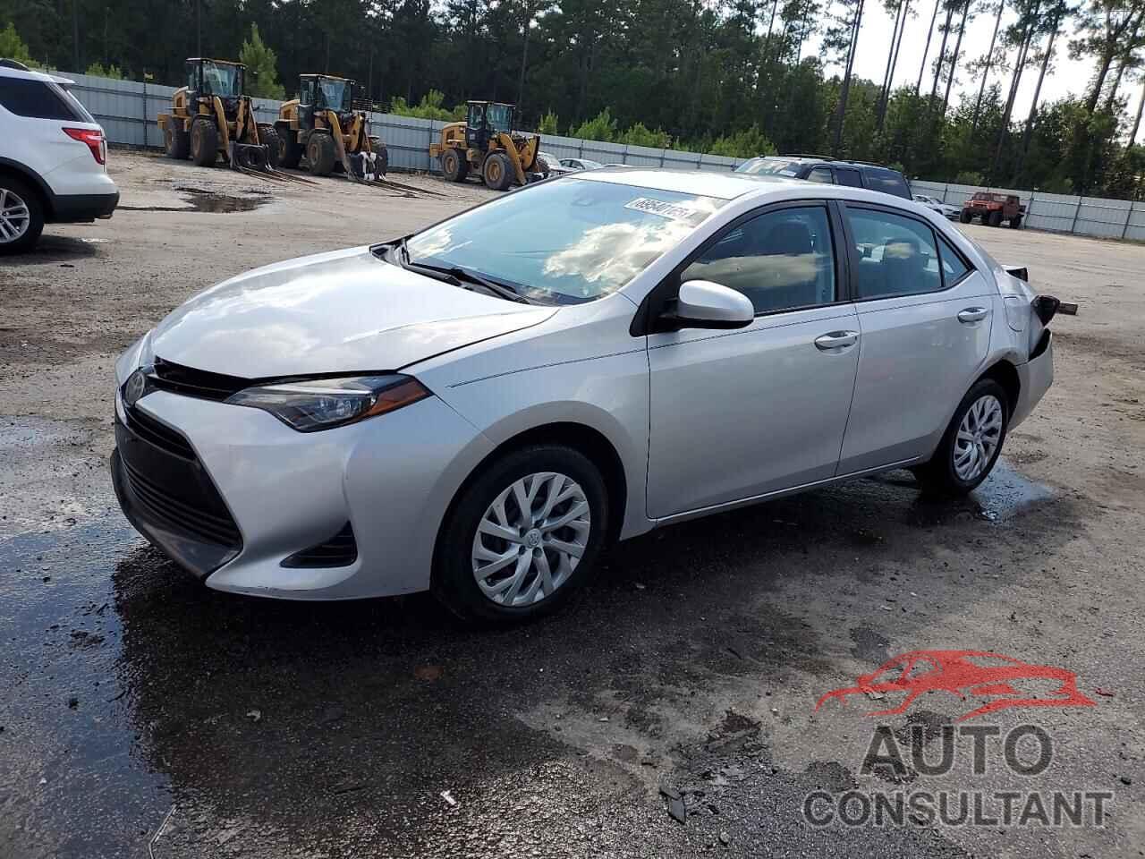 TOYOTA COROLLA 2018 - 5YFBURHE1JP770474