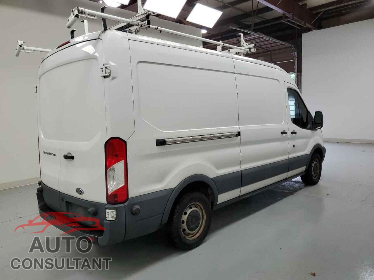 FORD TRANSIT 2017 - 1FTYR2CM7HKA62997