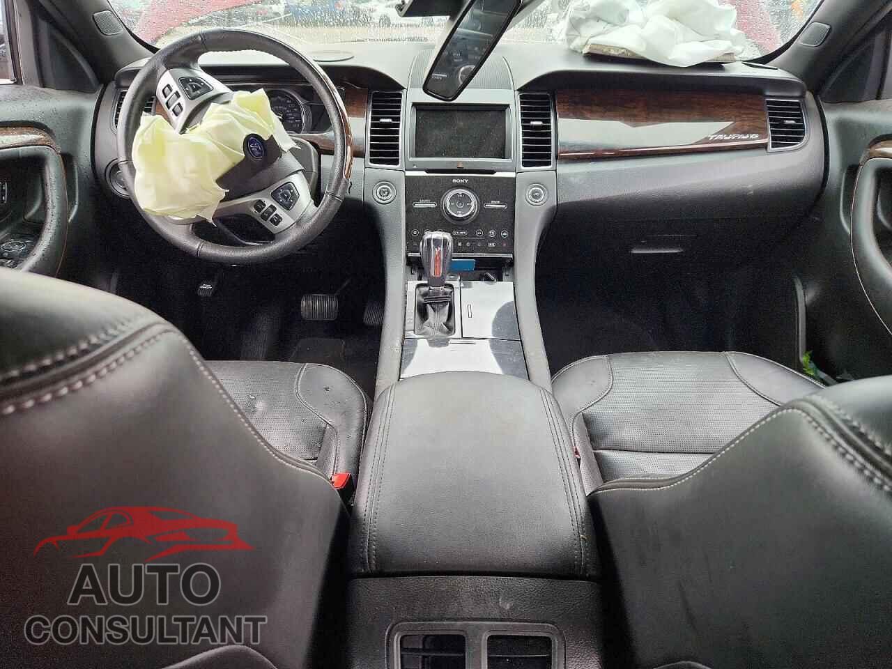 FORD TAURUS 2018 - 1FAHP2F82JG109288