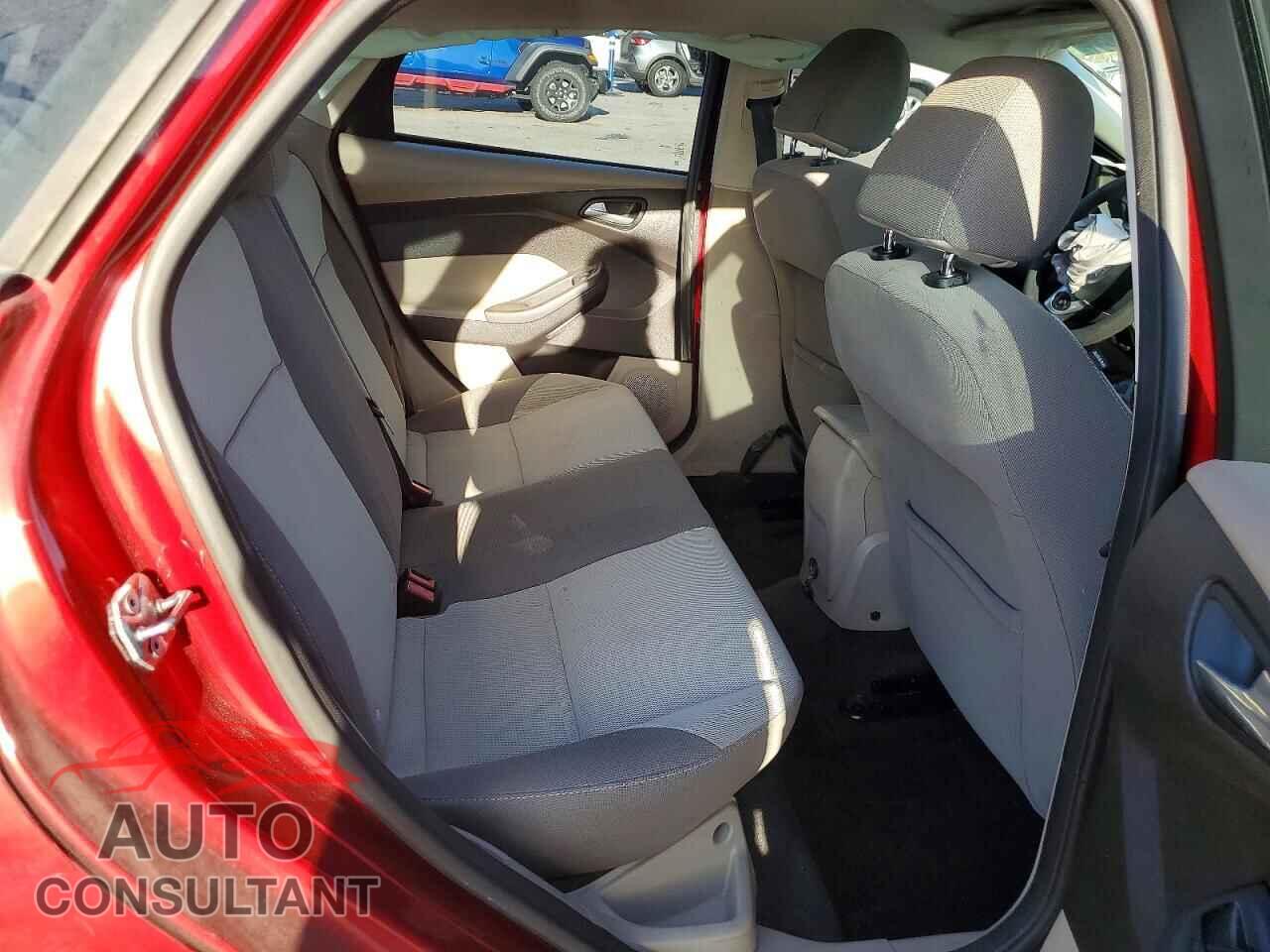FORD FOCUS 2013 - 1FADP3F26DL137798