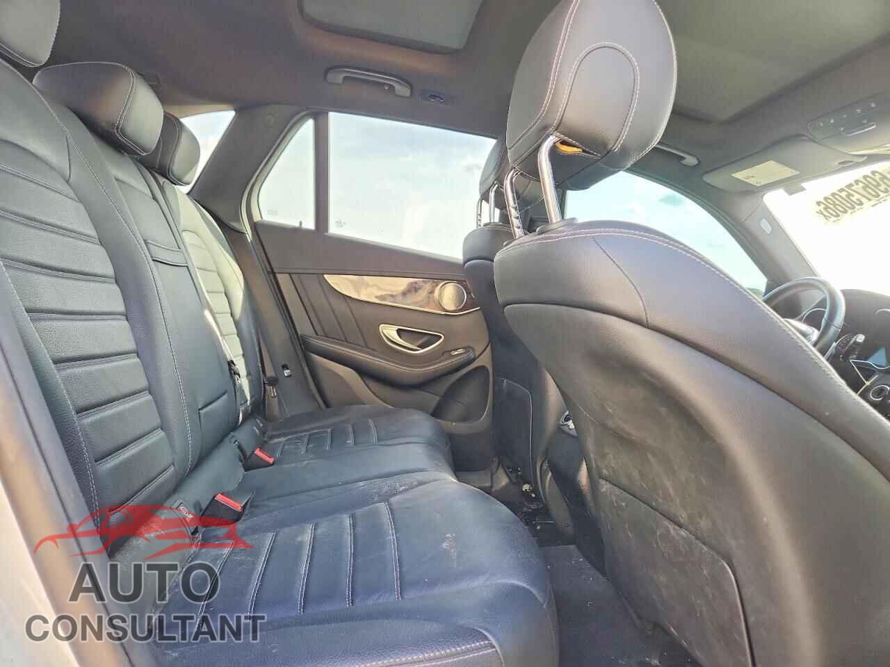 MERCEDES-BENZ GLC-CLASS 2017 - WDC0G6EB9HF192529
