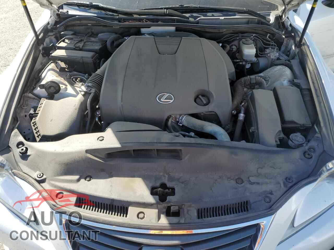 LEXUS IS 2015 - JTHCF1D24F5021750
