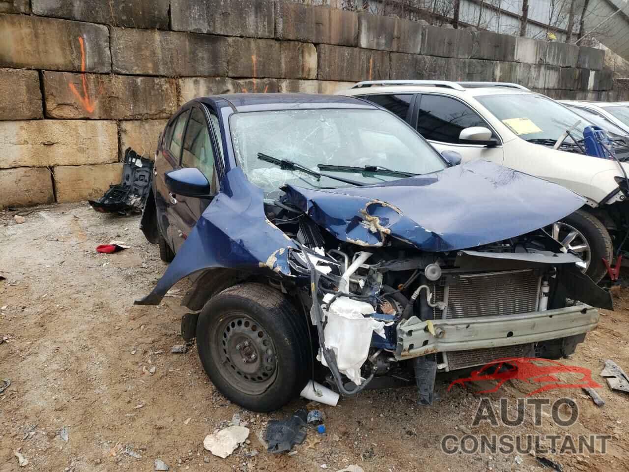 NISSAN VERSA 2018 - 3N1CN7AP6JL824613