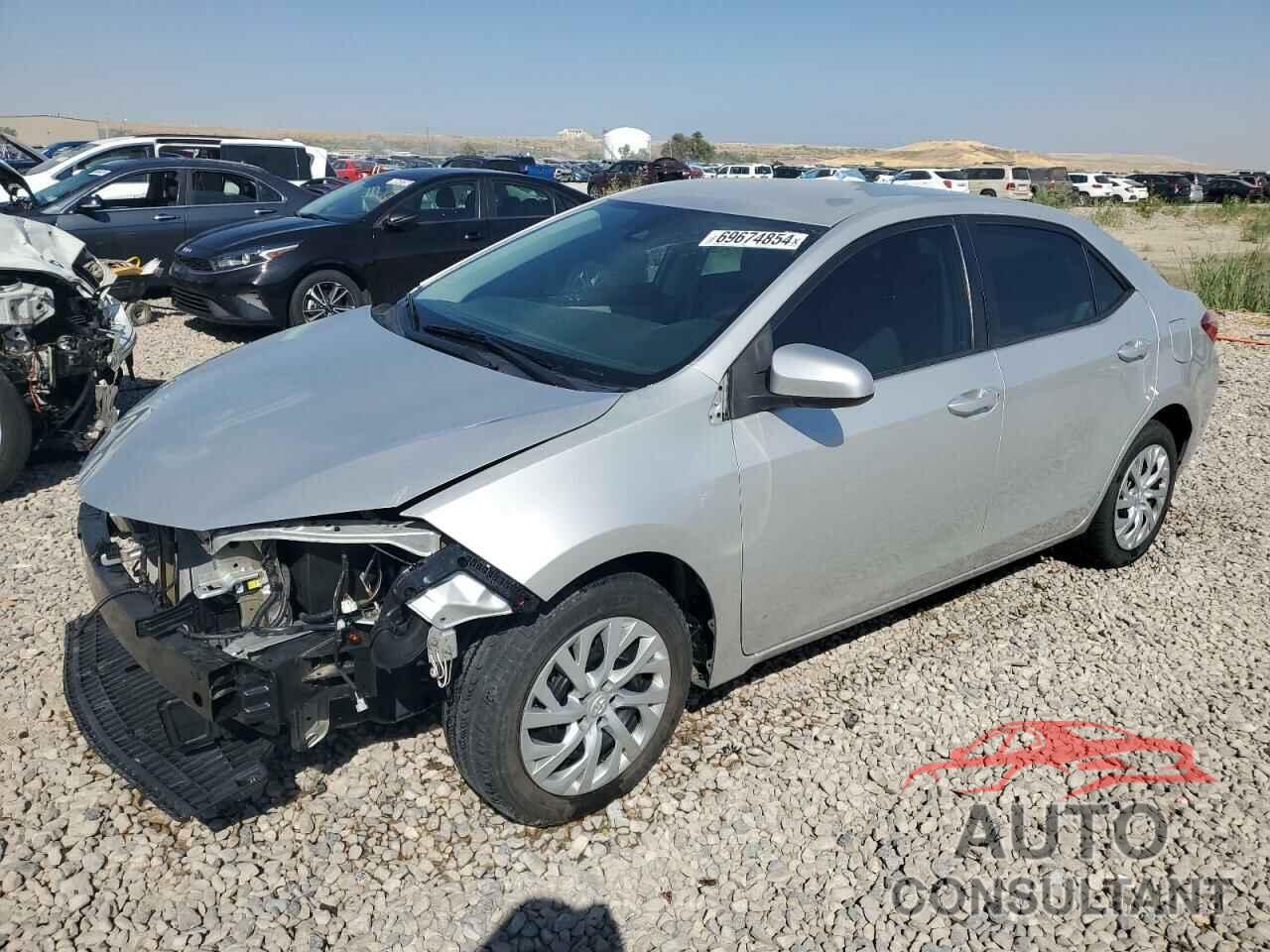 TOYOTA COROLLA 2019 - 5YFBURHE1KP887750