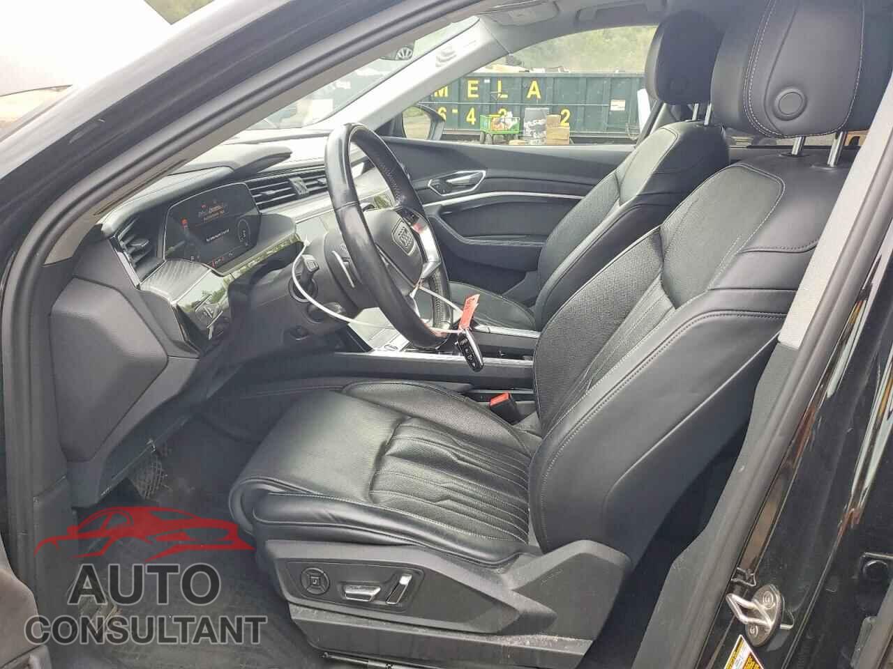 AUDI E-TRON 2021 - WA1VAAGE8MB005946