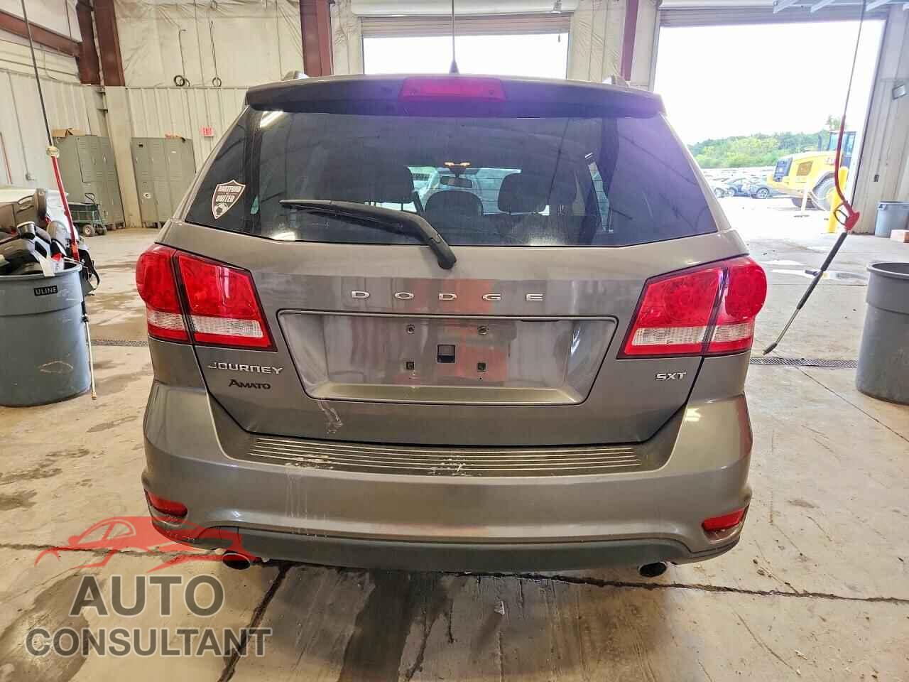DODGE JOURNEY 2012 - 3C4PDCBG1CT204568