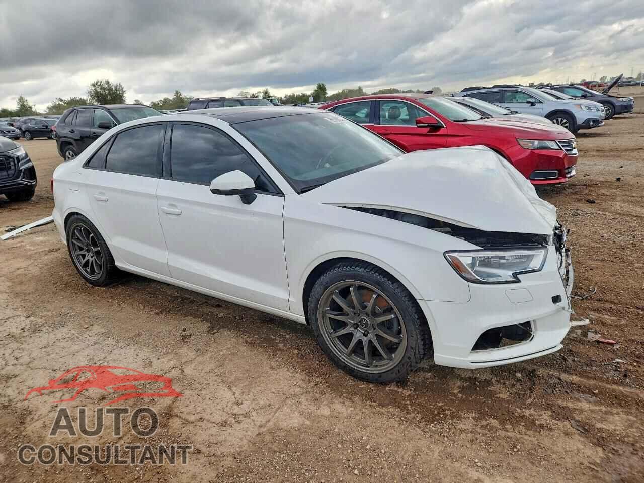 AUDI A3 2017 - WAUB8GFF3H1026715