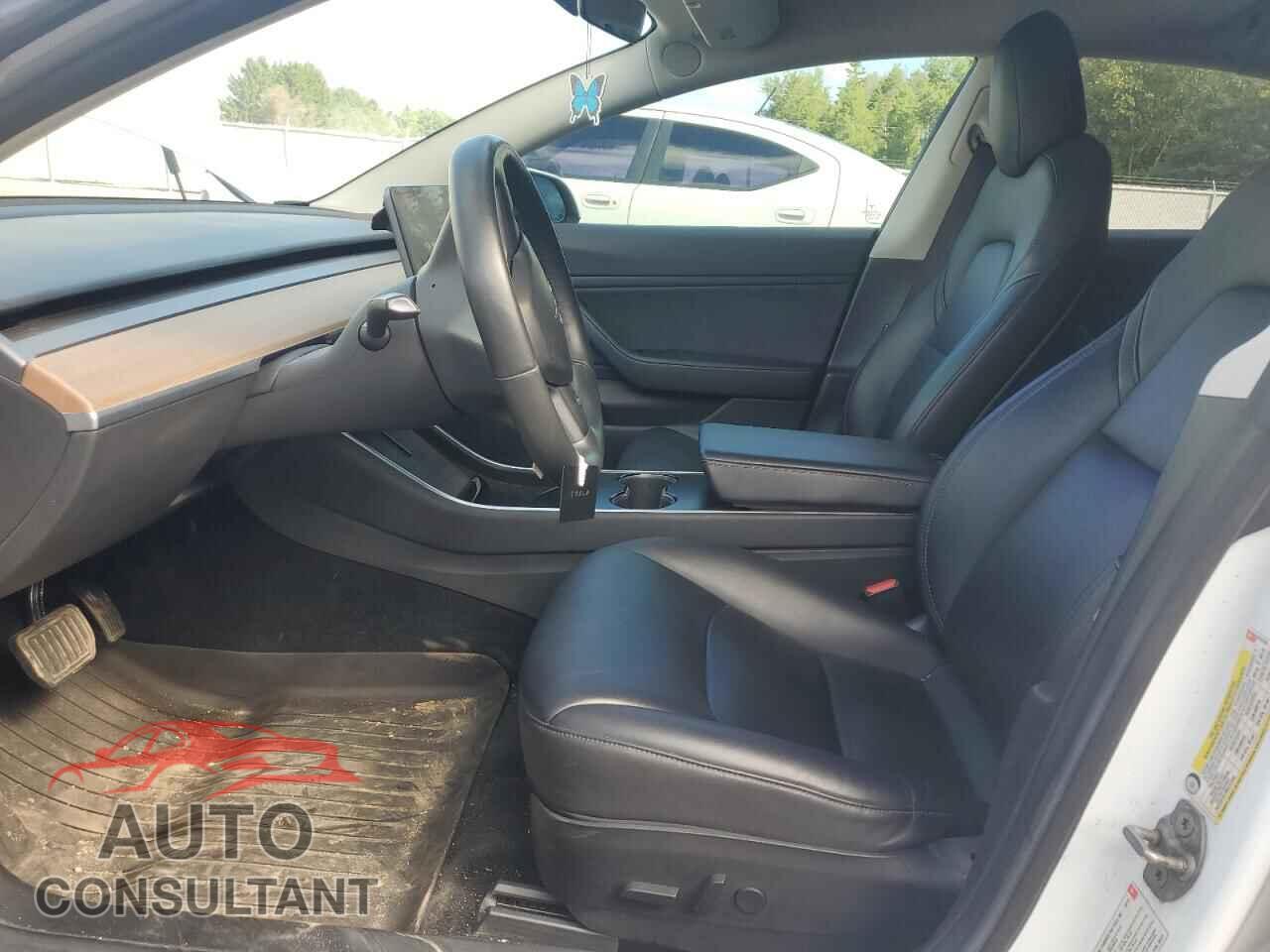 TESLA MODEL 3 2018 - 5YJ3E1EAXJF075796
