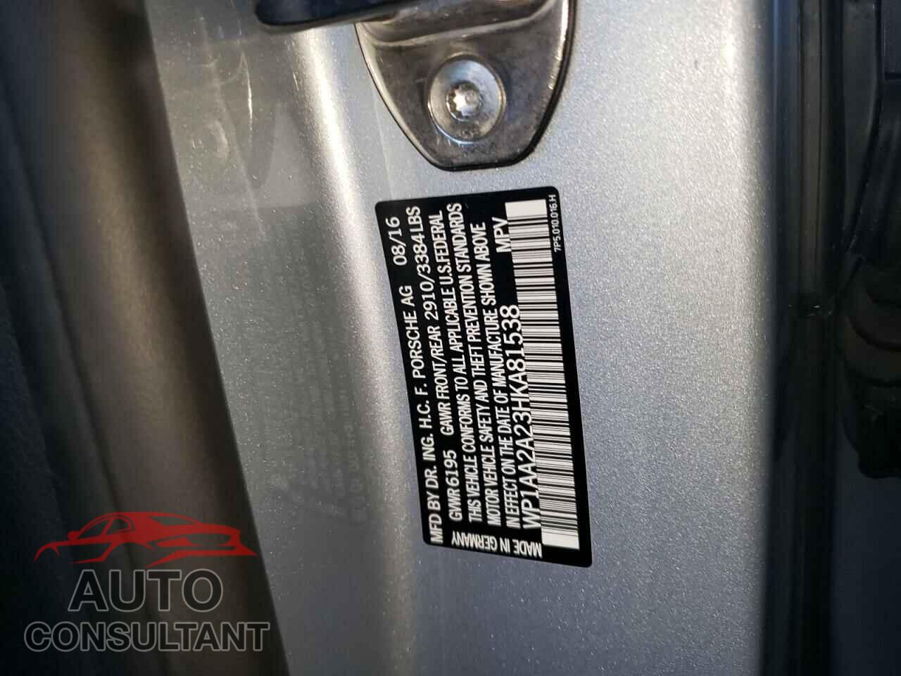 PORSCHE CAYENNE 2017 - WP1AA2A23HKA81538