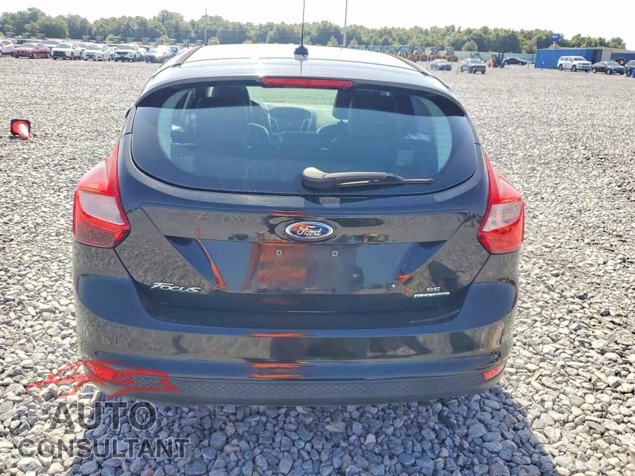 FORD FOCUS 2014 - 1FADP3K22EL313883
