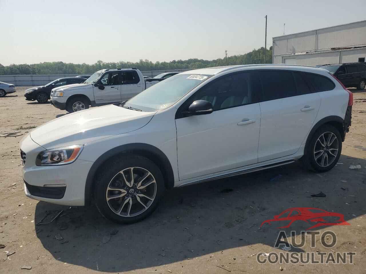 VOLVO V60 2018 - YV440MWKXJ2059075