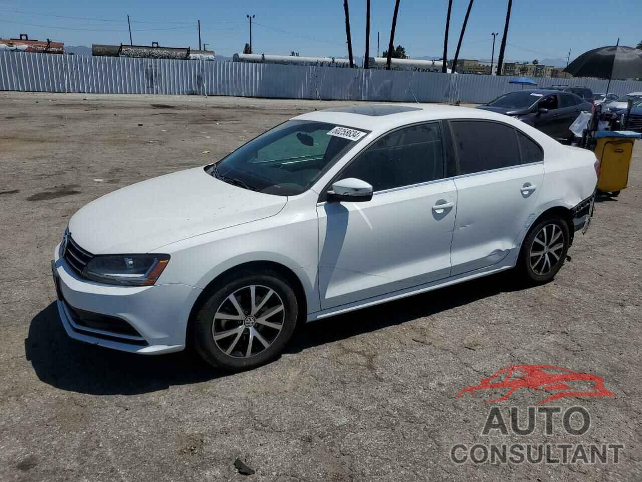 VOLKSWAGEN JETTA 2018 - 3VWDB7AJ5JM216787