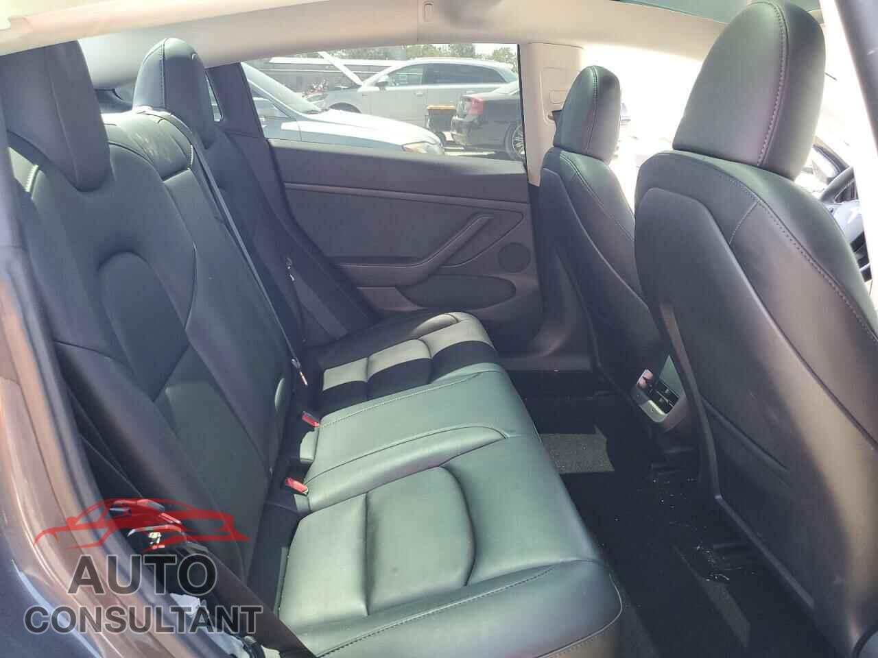 TESLA MODEL 3 2023 - 5YJ3E1EB9PF636023