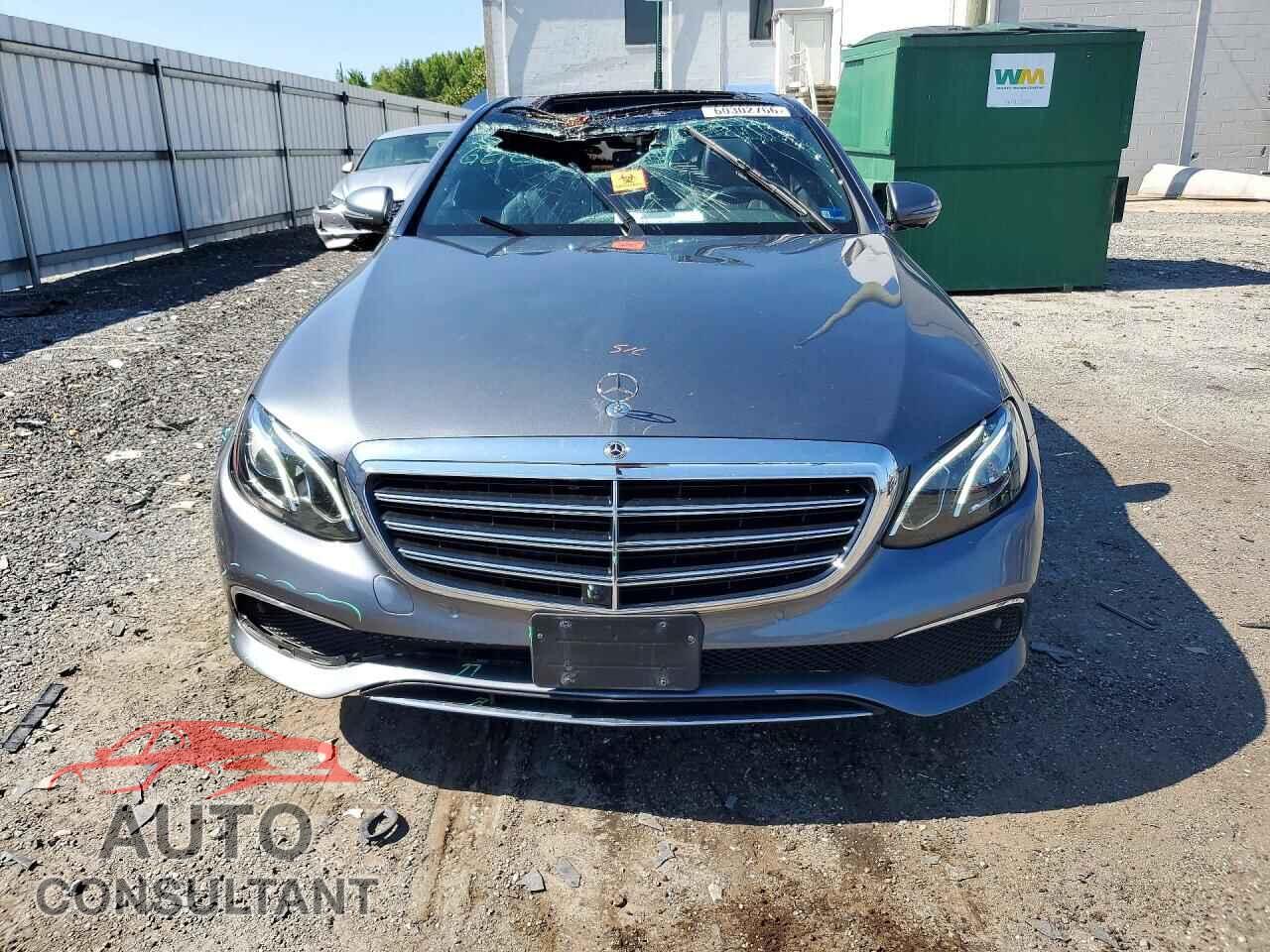 MERCEDES-BENZ E-CLASS 2019 - WDDZF4KB0KA626985