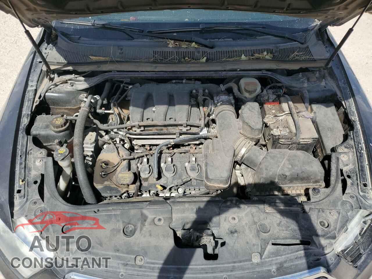 FORD TAURUS 2017 - 1FAHP2F85HG104712