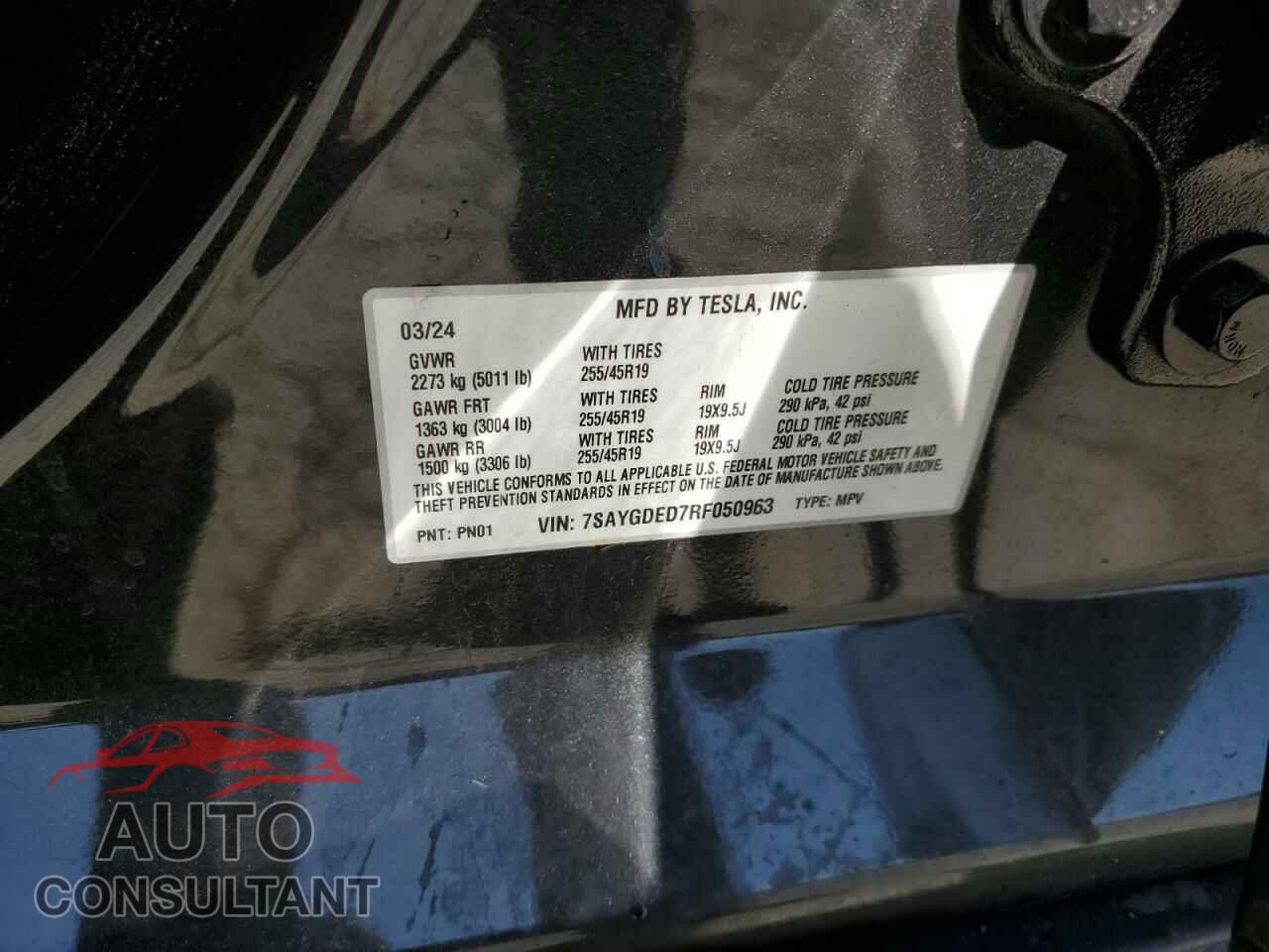 TESLA MODEL Y 2016 - 7SAYGDED7RF050963