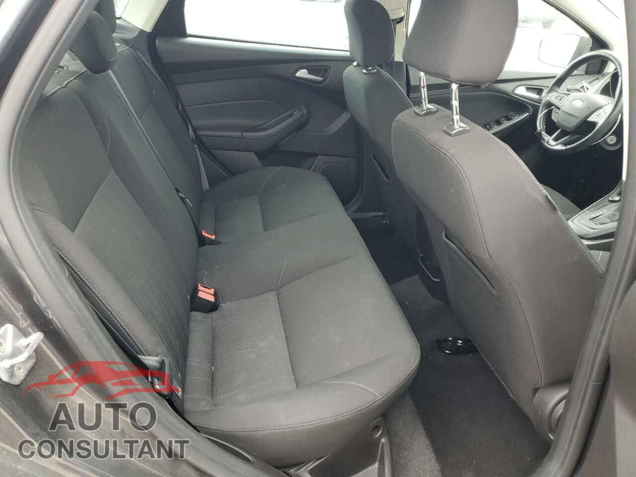 FORD FOCUS 2016 - 1FADP3F23GL405565