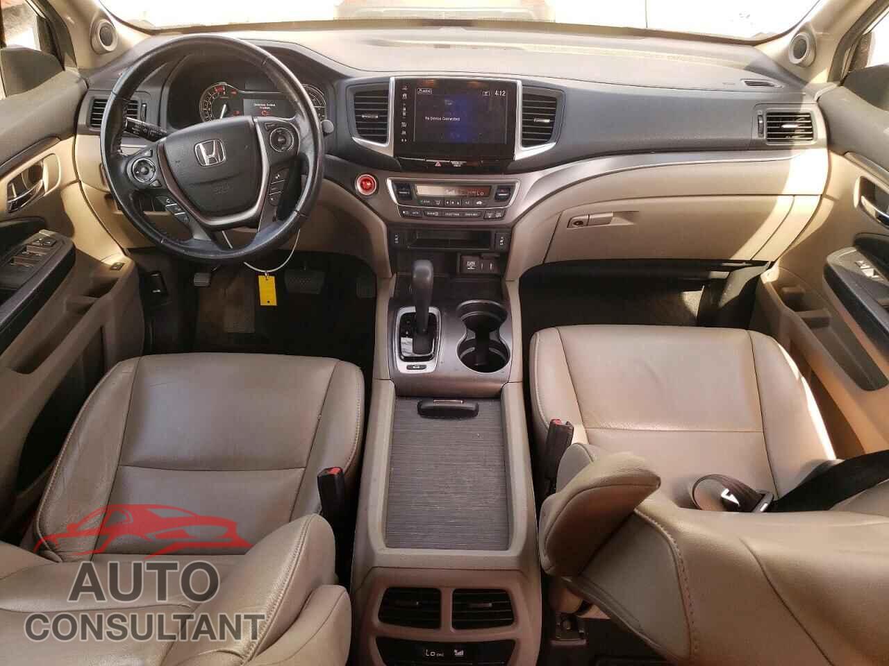 HONDA PILOT 2017 - 5FNYF6H53HB087393