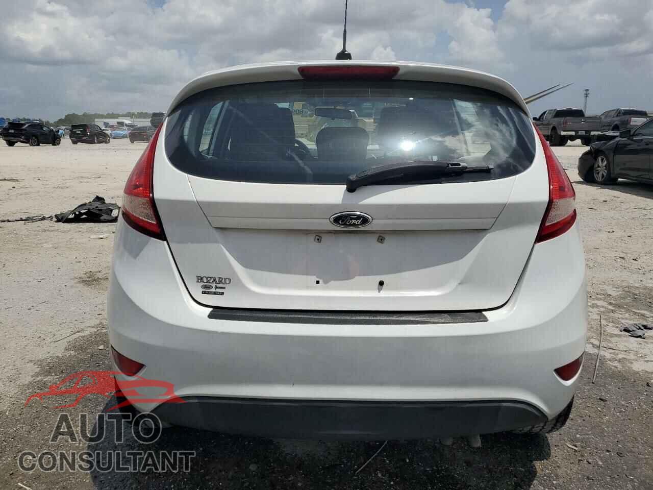 FORD FIESTA 2012 - 3FADP4EJ2CM128043