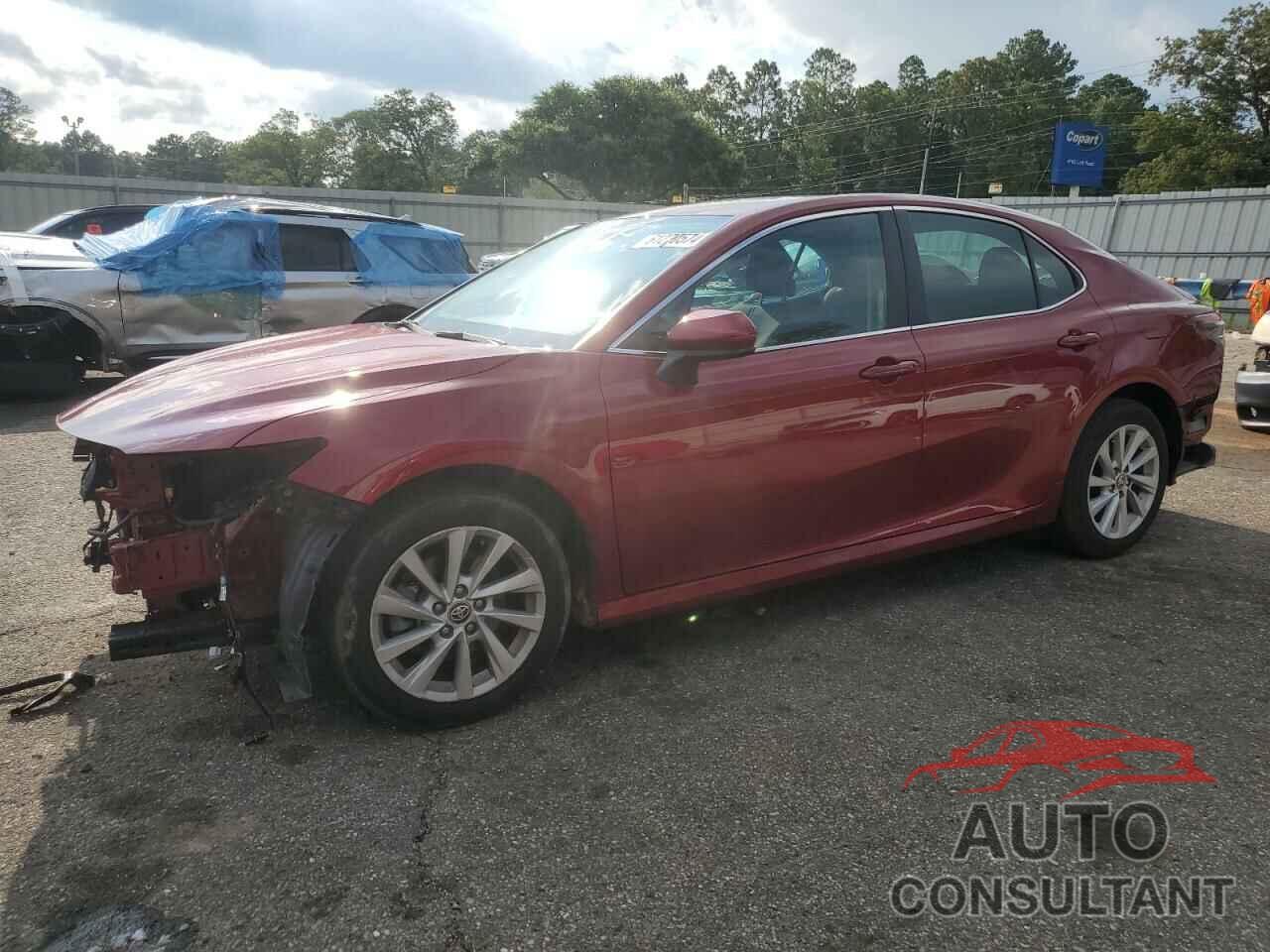 TOYOTA CAMRY 2022 - 4T1C11AK8NU624320