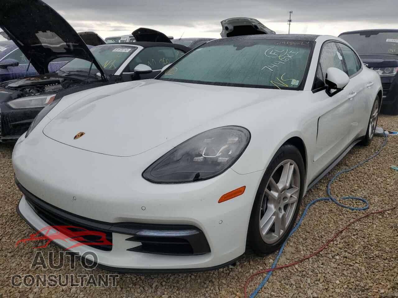PORSCHE PANAMERA 2018 - WP0AA2A75JL101558