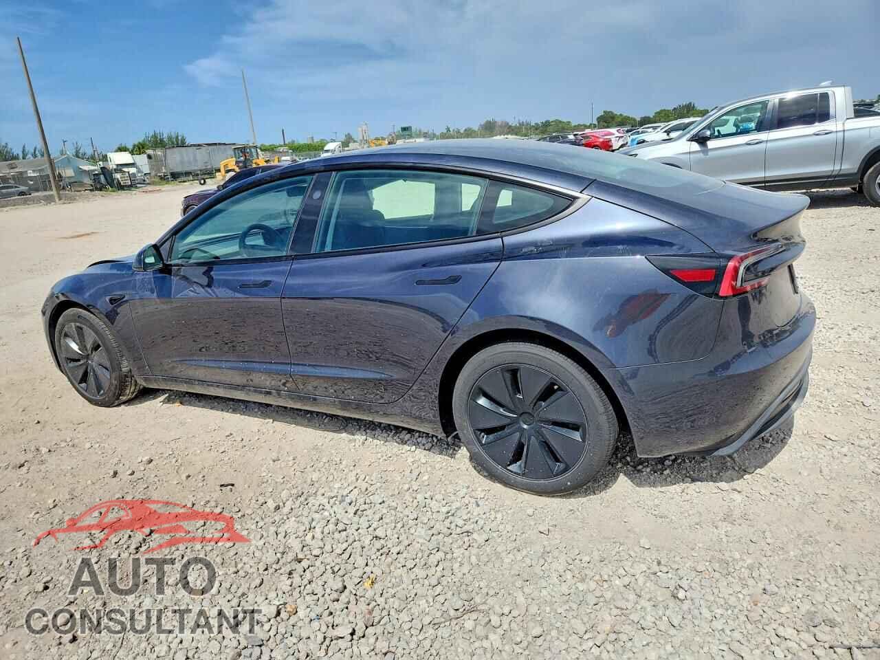 TESLA MODEL 3 2024 - 5YJ3E1EA7RF757787