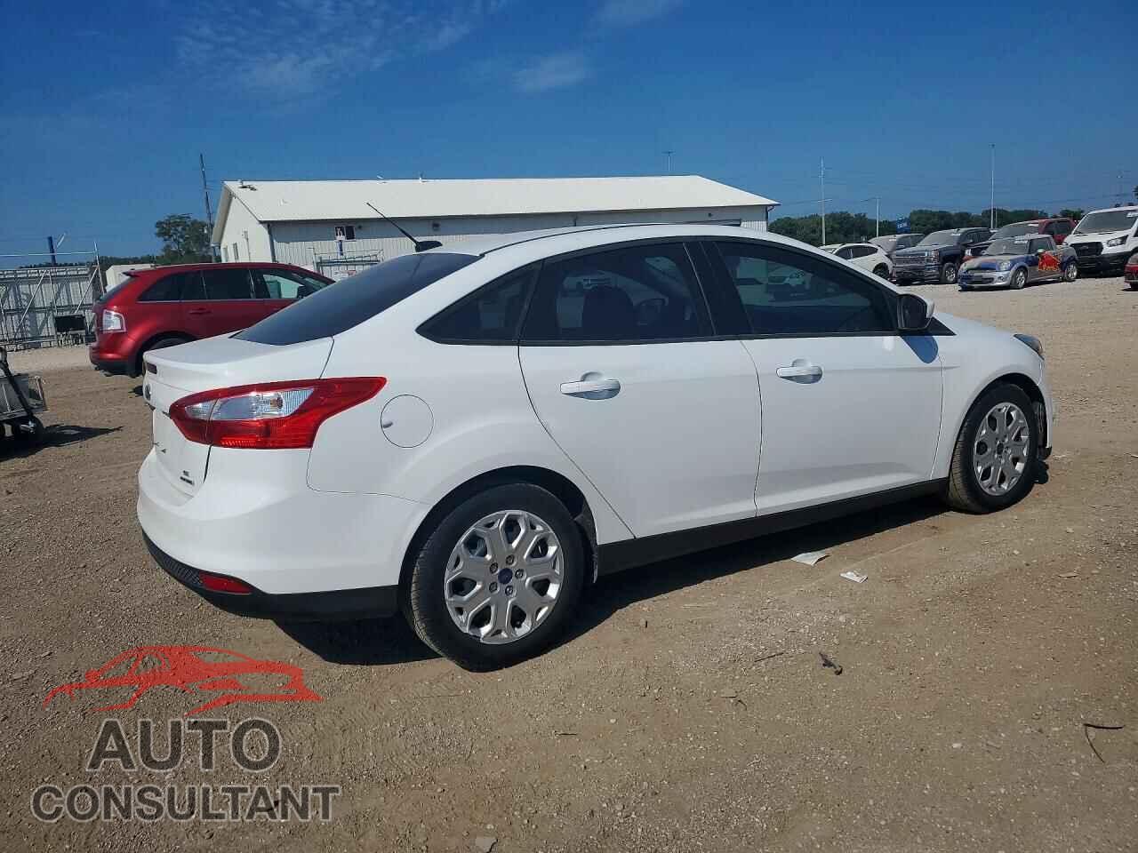 FORD FOCUS 2012 - 1FAHP3F28CL422521