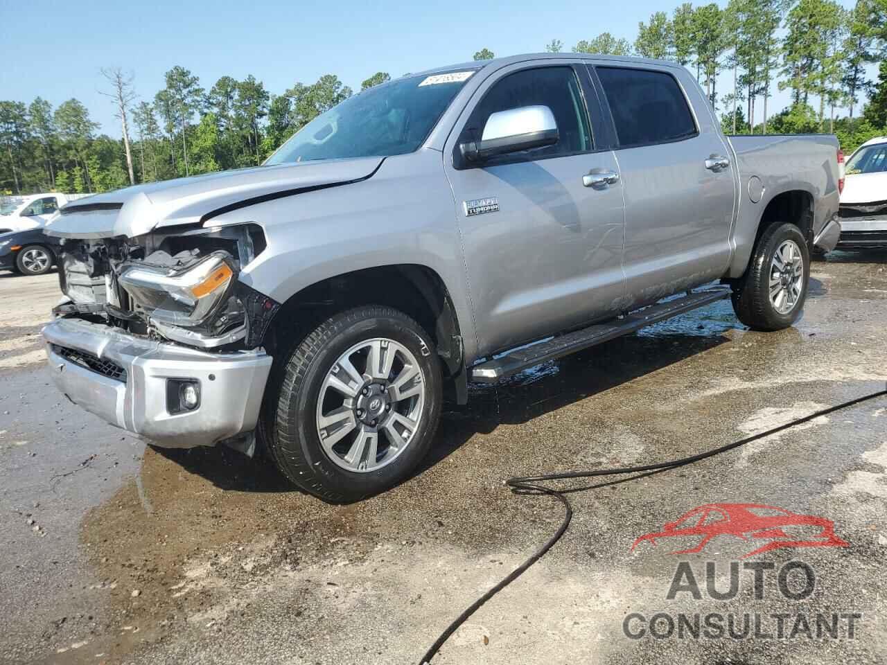 TOYOTA TUNDRA 2020 - 5TFAY5F11LX884925