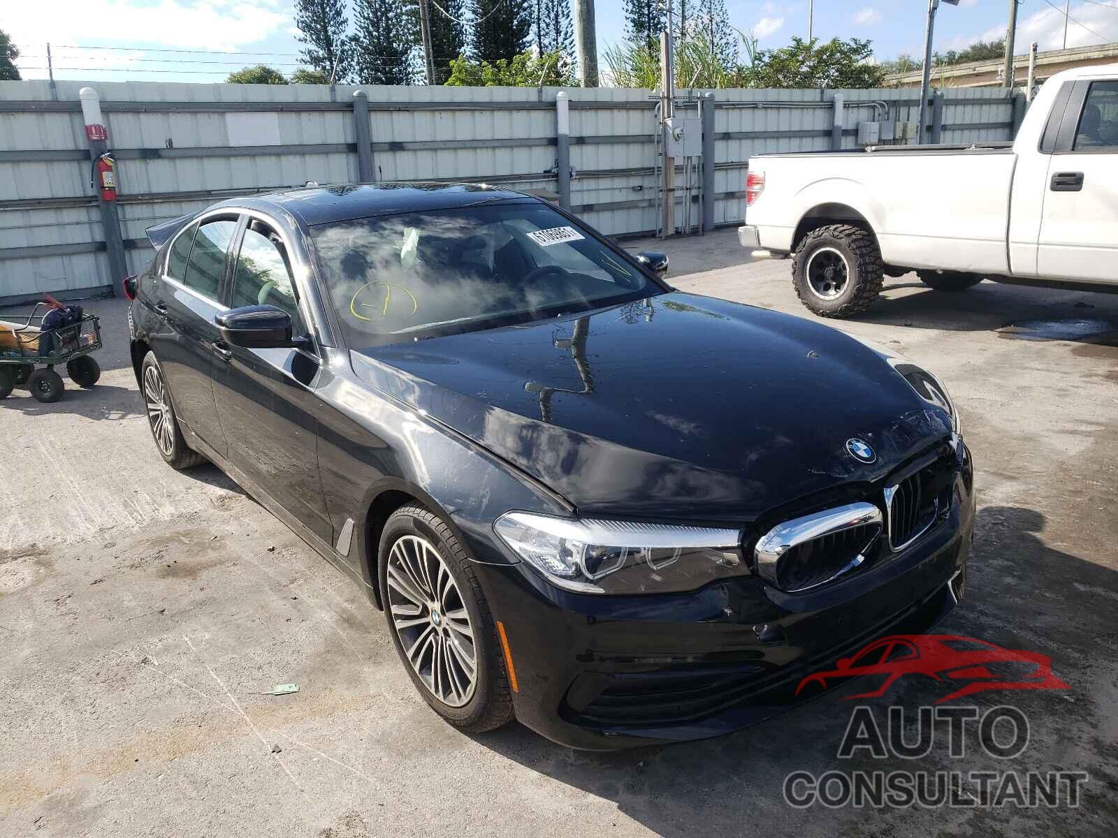 BMW 5 SERIES 2019 - WBAJA5C57KWW05345