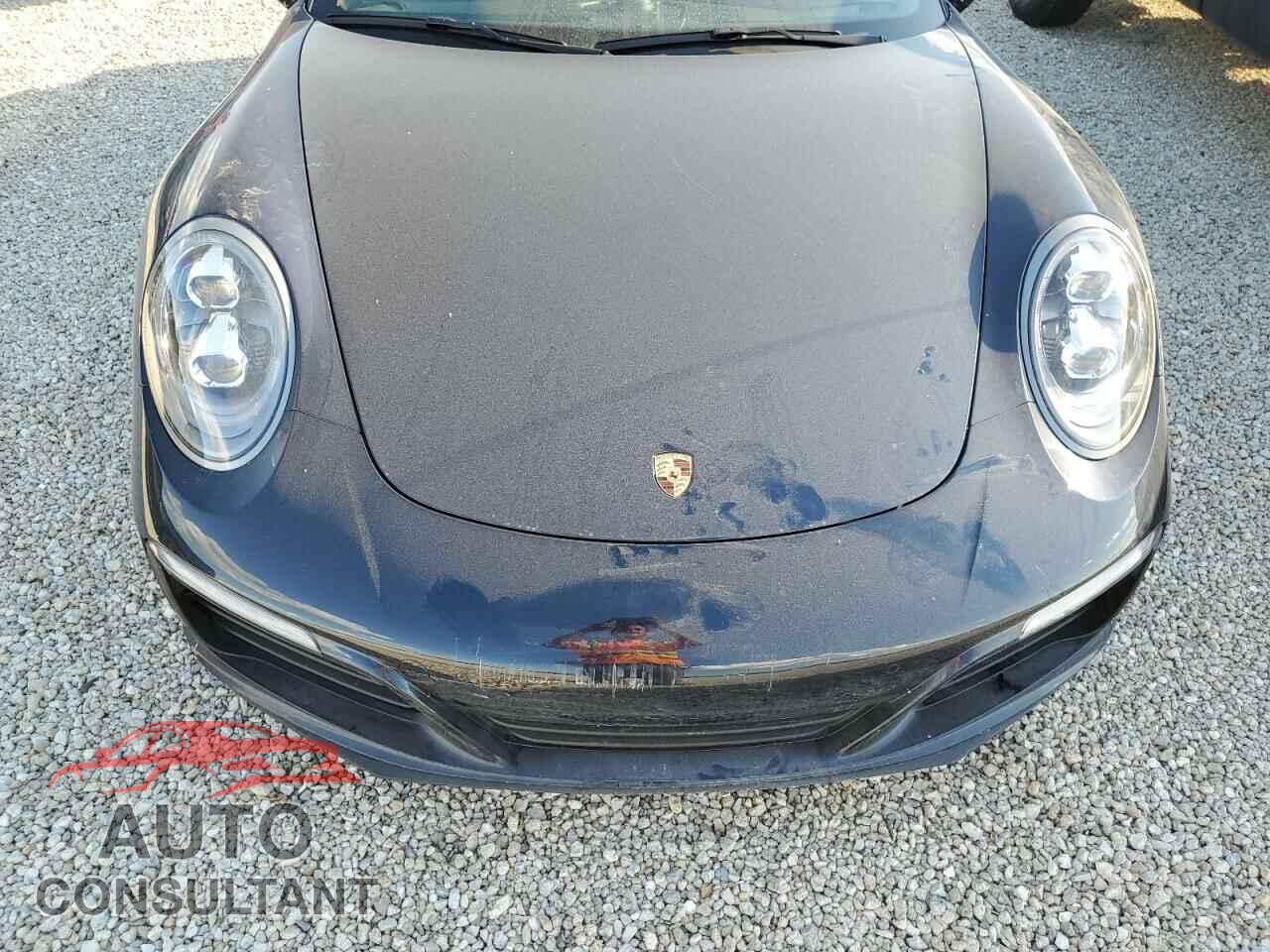 PORSCHE 911 2018 - WP0BB2A92JS134588