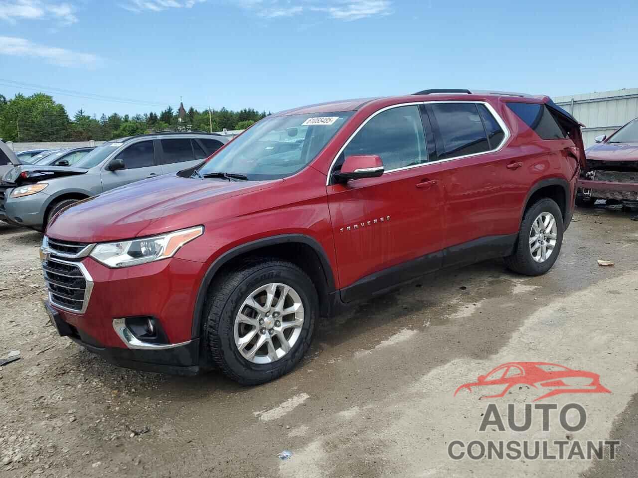 CHEVROLET TRAVERSE 2018 - 1GNERGKW8JJ177646