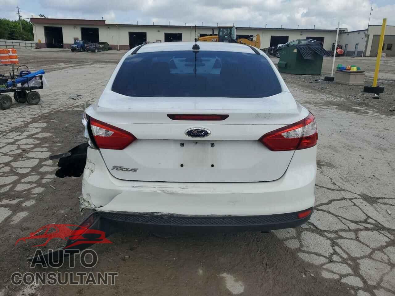 FORD FOCUS 2012 - 1FAHP3E27CL282625